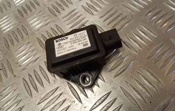 Volkswagen PASSAT B5.5 ESP acceleration yaw rate sensor 8E0907637A