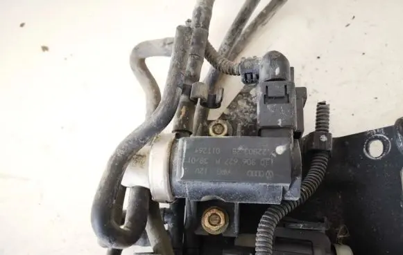Ford Galaxy Turbo solenoid valve 1j0906627a