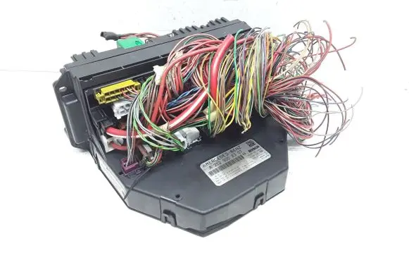 Mercedes-Benz E C207 W207 Fuse module A2129008307 A2129016100 A2129024403