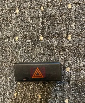 BMW 7 E38 Hazard light switch 8350947