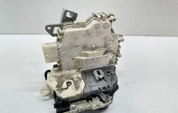 Audi A4 S4 B8 8K Rear door lock 8K0839015C