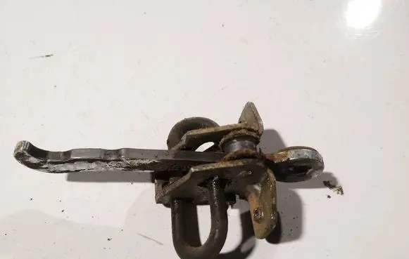 Opel Vectra B Rear door check strap stopper 
