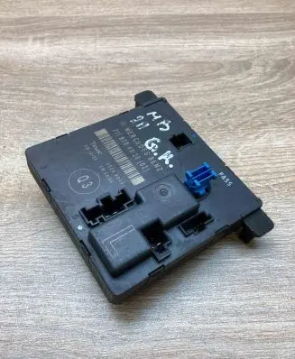 Mercedes-Benz E W211 Door control unit/module 2118704026 00006805 RearLeft