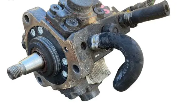 Opel Zafira B Fuel injection high pressure pump 0445010155 CP1H3R7010