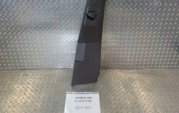Porsche Cayenne (92A) (B) pillar trim (top) 7P5867242