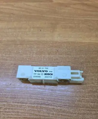 Volvo XC90 Airbag deployment crash/impact sensor 8651755 004996