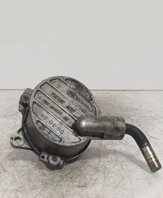 Mercedes-Benz C W203 Vacuum pump A6112300065 RE21771 480198