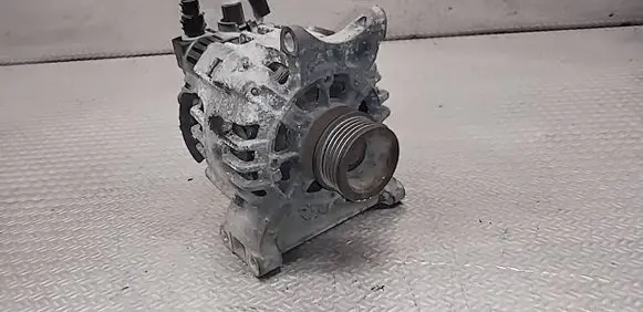 Mercedes-Benz A W169 Generator/alternator A2661540802 SG9B079 2542955A