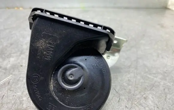 Volvo XC90 Horn signal 31349365