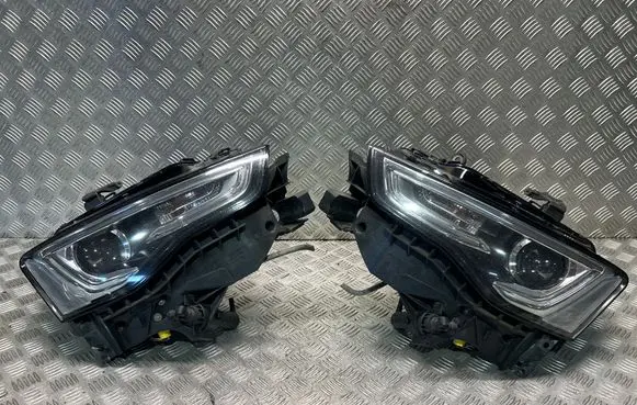 Audi A5 Sportback 8TA Headlights/headlamps set 8T0941005D 8T0941006D