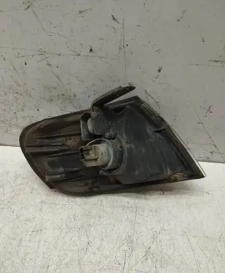Nissan Almera Front indicator light