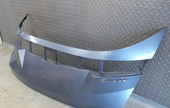 Tailgate trim