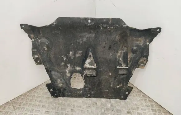 Volvo S60 Engine splash shield/under tray