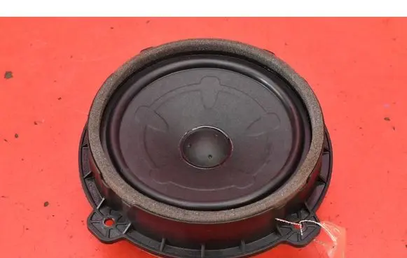 KIA Sportage Subwoofer speaker 96330R2000