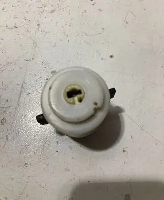 Volkswagen PASSAT B5 Ignition lock contact 4B0905849