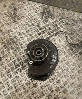 Mercedes-Benz E W213 Rear wheel hub 2133503205 A2133503205