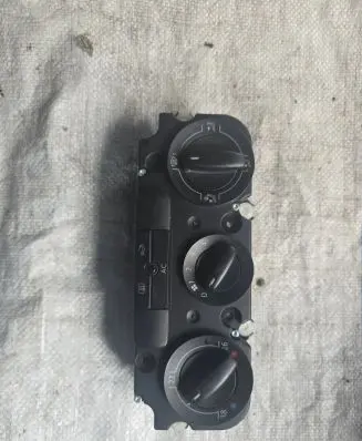Volkswagen PASSAT B6 Climate control unit 1K0820047GK 5HB00935200