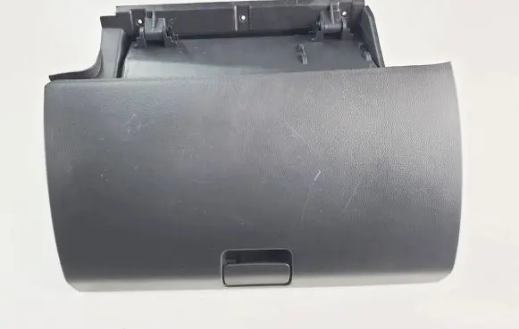 Chevrolet Captiva Glove box