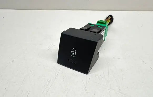 Peugeot 508 Central locking switch button 96770413ZE
