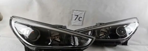 Hyundai i30 Headlight/headlamp 92101-G4000