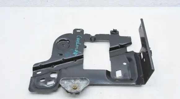 Peugeot 2008 I Battery tray 980648718001