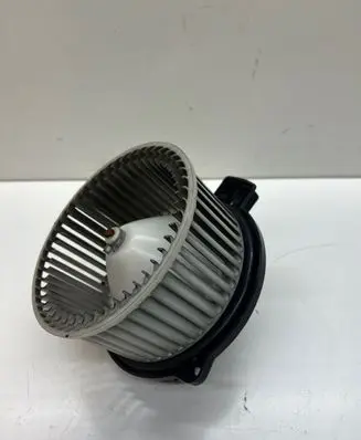 Mazda 6 Heater fan/blower GJ6BA02 00232
