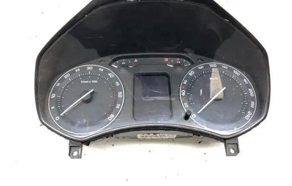 Skoda Octavia Mk2 (1Z) Speedometer (instrument cluster) 1Z0920841D A2C53088698