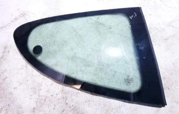 Peugeot 207 Rear side window