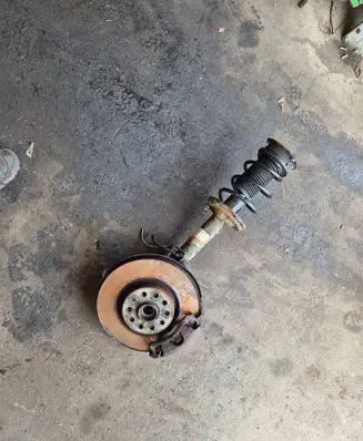 Volkswagen PASSAT B8 Front wheel hub spindle knuckle 5Q0407253A 3Q0413031