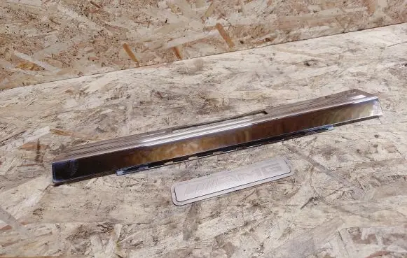 Mercedes-Benz S W220 Front sill trim cover