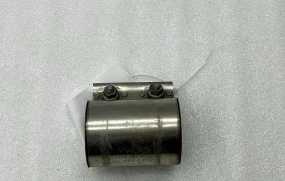 Audi Q2 - Muffler pipe connector clamp 1K0253141T