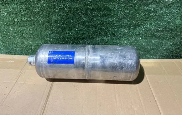 Volvo XC90 Air suspension tank/reservoir 31360726