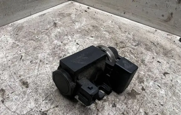 BMW X5 E53 Turbo solenoid valve 72279600