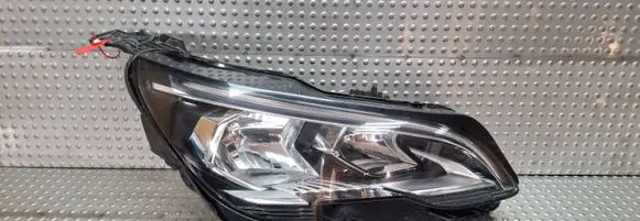 Peugeot 208 Headlight/headlamp S14765832 9810478080