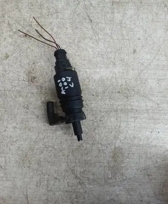 Audi 100 S4 C4 Windscreen/windshield washer pump 4A0955651
