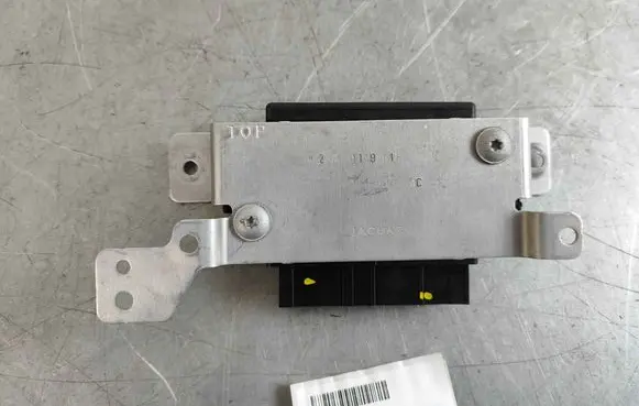 Jaguar XE Parking PDC control unit/module C2D58528