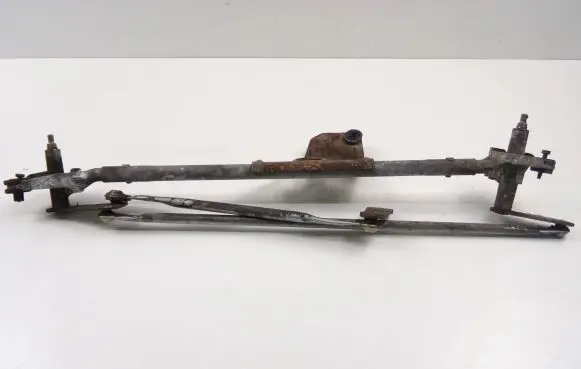 Chevrolet PT Cruiser Front wiper linkage 05288695AA