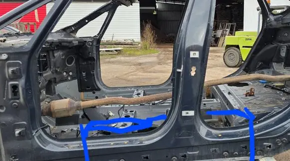 BMW 2 F45 Pillar (middle) 