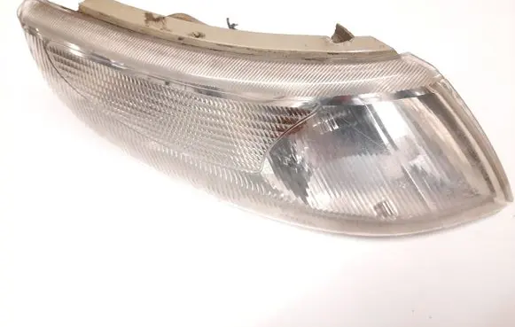Saab 9-5 Front indicator light