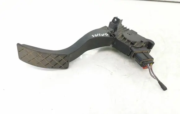 Volkswagen Golf VII Accelerator throttle pedal 5Q1723503F 220813231122