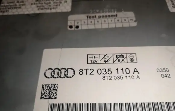 Audi A4 S4 B8 8K CD/DVD changer 8T2035110AOK