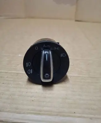 Volkswagen PASSAT B7 Light switch 3C8941431A