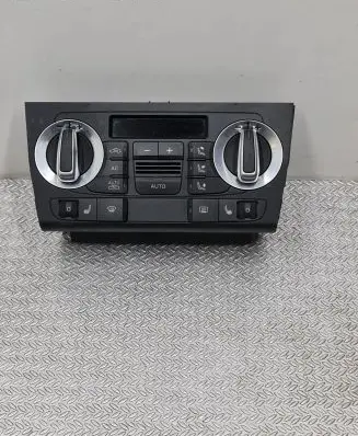 Audi A3 S3 A3 Sportback 8P Climate control unit 8P0820043BH A2C53301900