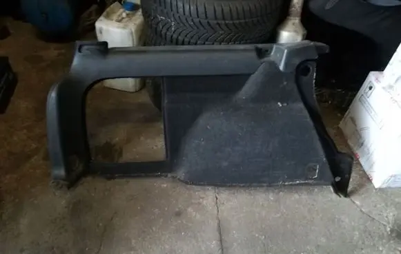 Volkswagen PASSAT B5 Trunk/boot side trim panel