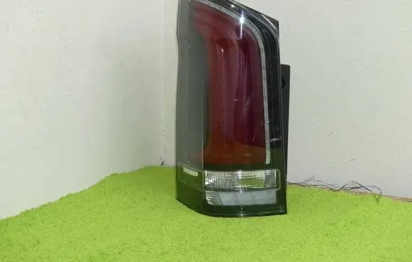 Mercedes-Benz V Class W447 Rear/tail lights 4478204202