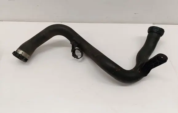 Opel Insignia B Intercooler hose/pipe 39098774