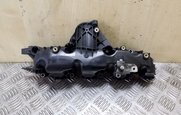 Volkswagen Tiguan Intake manifold 03L129711AG