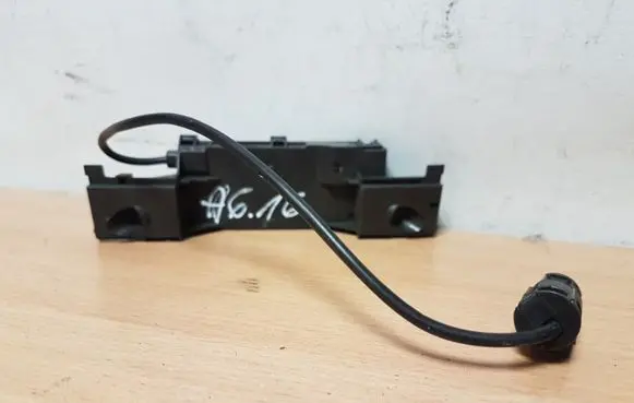Audi A6 S6 C6 4F Front seat light 4F0951177