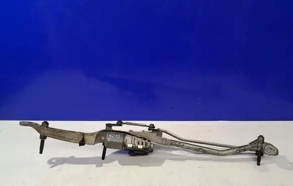 Mercedes-Benz ML W164 Front wiper linkage and motor A1648202542 A1668202840