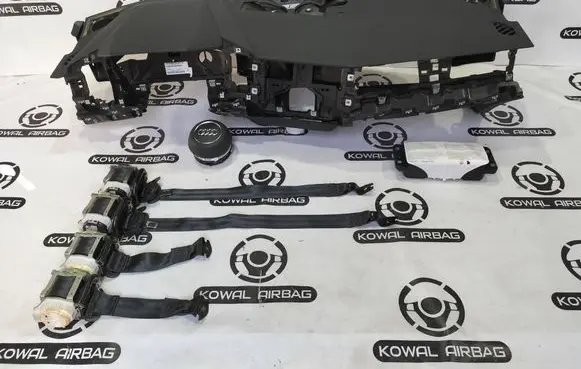 Audi A1 Dashboard 82B857003G 82B857005 82A880201N